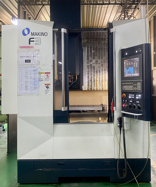 Máy phay CNC F3