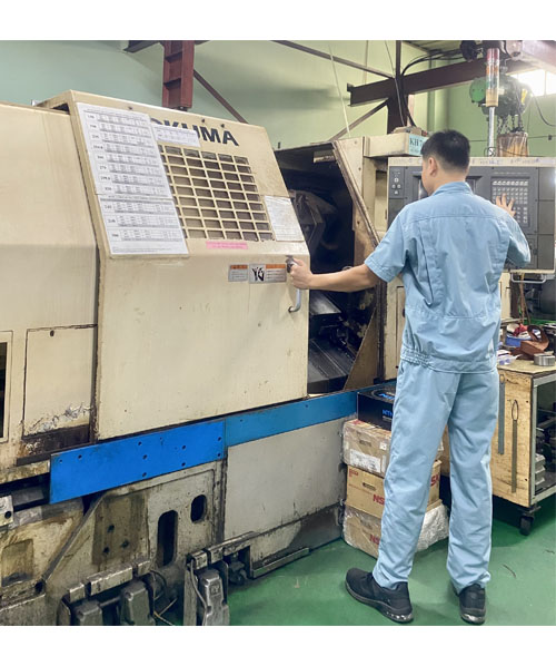 Máy tiện CNC KH76